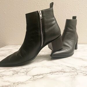 Everlane black leather booties